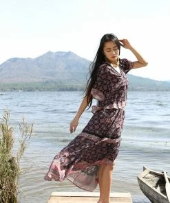 Tulle And Batiste Amira Crop Top - Moonless Night - Preorder Black Dresses