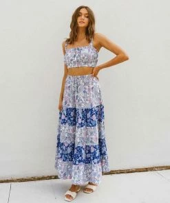 PAPER HEART Clarissa Crop Top - Skies Tops