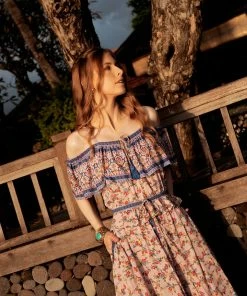 Tulle And Batiste Tops Jolie Crop Top - Dawn Pink - Preorder