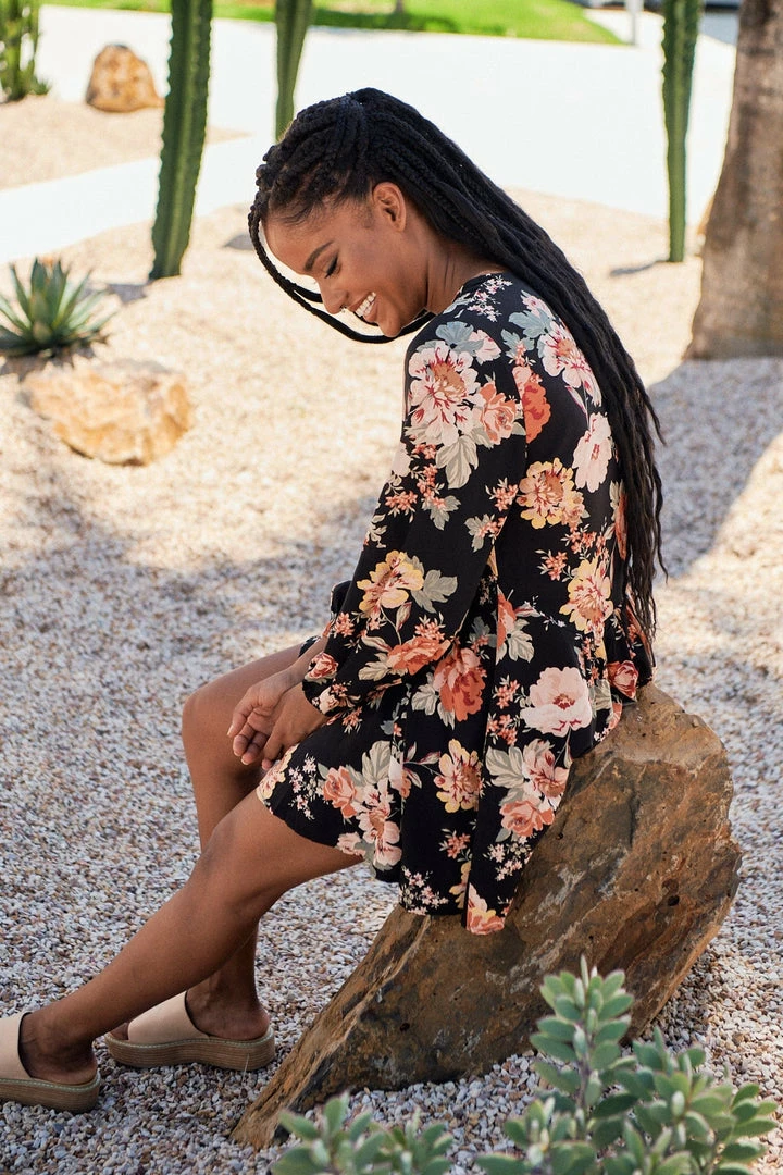 Jaase Isabella Tunic - Winter Rose Black 13 Jaase Isabella Tunic - Winter Rose Black