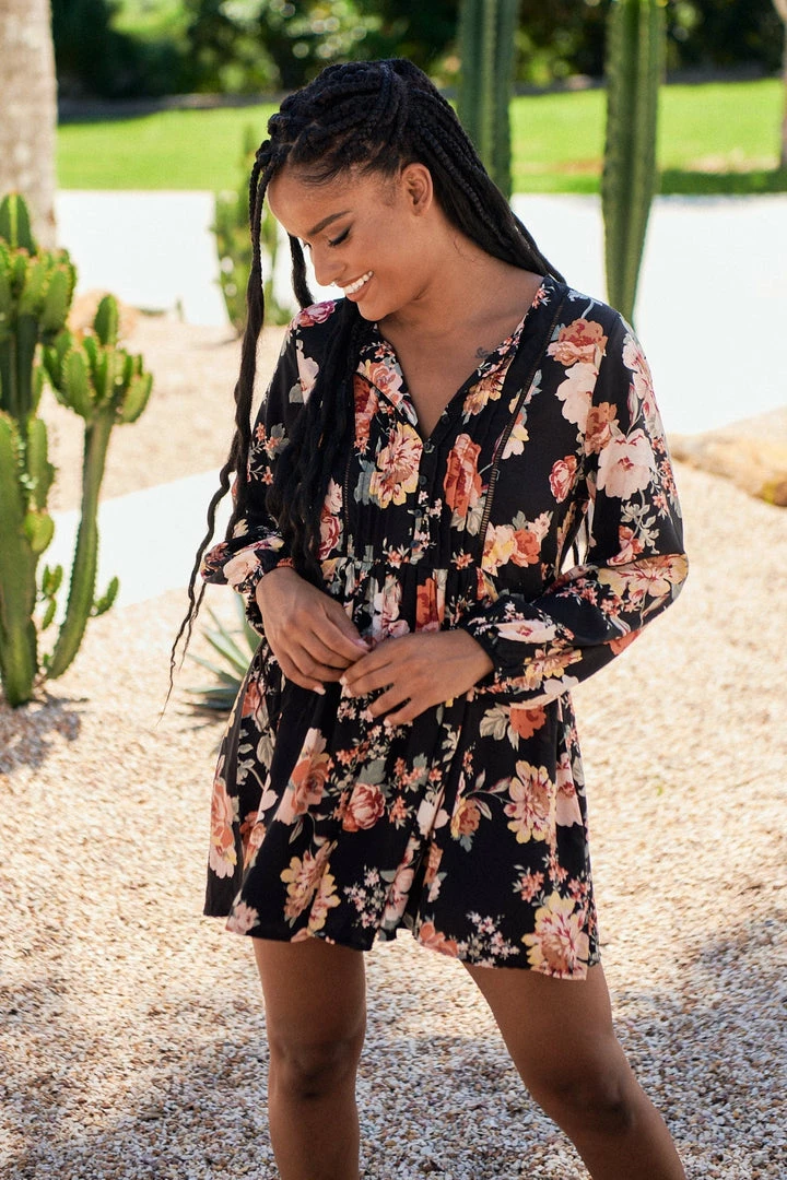 Jaase Isabella Tunic - Winter Rose Black 7 Jaase Isabella Tunic - Winter Rose Black