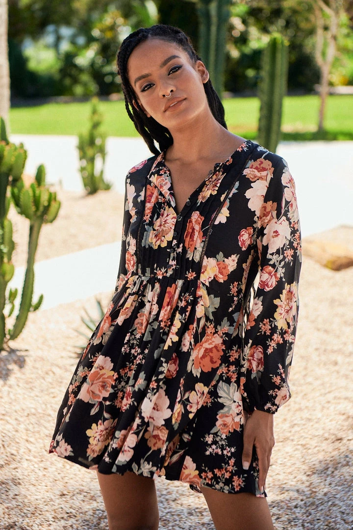 Jaase Isabella Tunic - Winter Rose Black 8 Jaase Isabella Tunic - Winter Rose Black