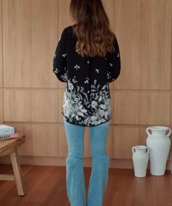 Jaase Koi Top - Noir Tops 24 Jaase Koi Top - Noir Tops