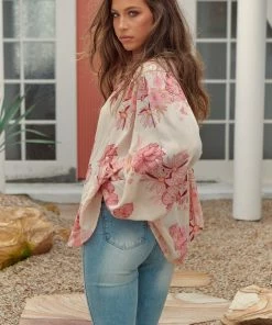 Jaase London Top - Lucie 18 Jaase London Top - Lucie