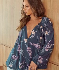 Jaase Rue Top - Tiana Tops 32 Jaase Rue Top - Tiana Tops