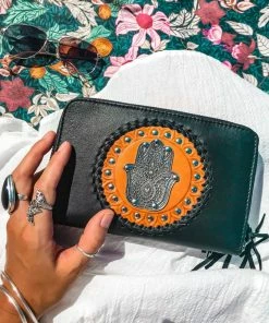 MAHIYA Boho Leather Aphrodite Wallet - Black/Tan