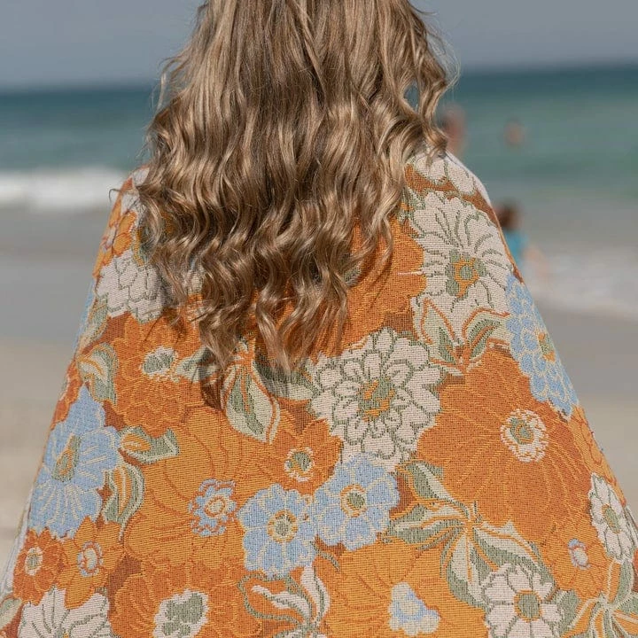 ISLA IN BLOOM Amalfi Picnic Rug 4 ISLA IN BLOOM Amalfi Picnic Rug